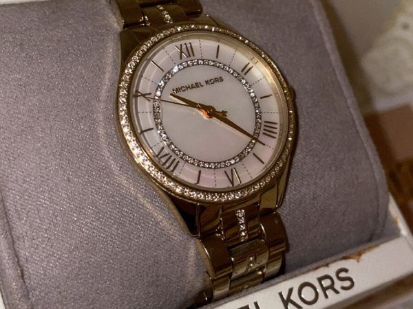 Mk watch online box