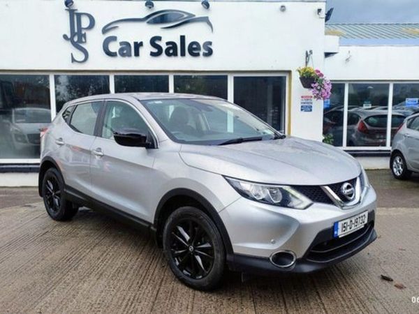 Nissan Qashqai SUV, Diesel, 2015, Silver