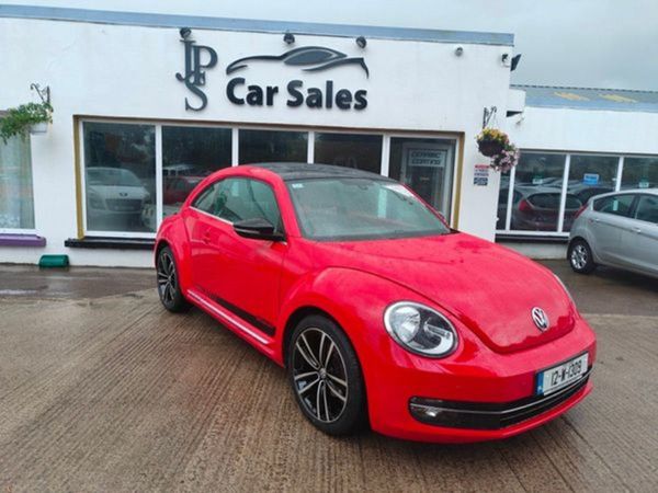 Volkswagen Beetle Hatchback, Petrol, 2012, Red