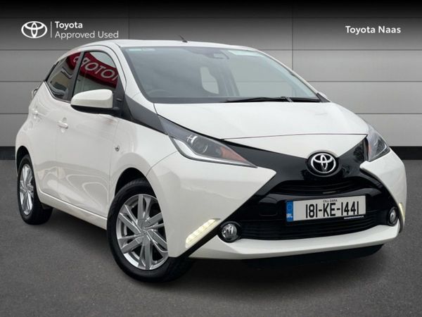Toyota Aygo Hatchback, Petrol, 2018, White