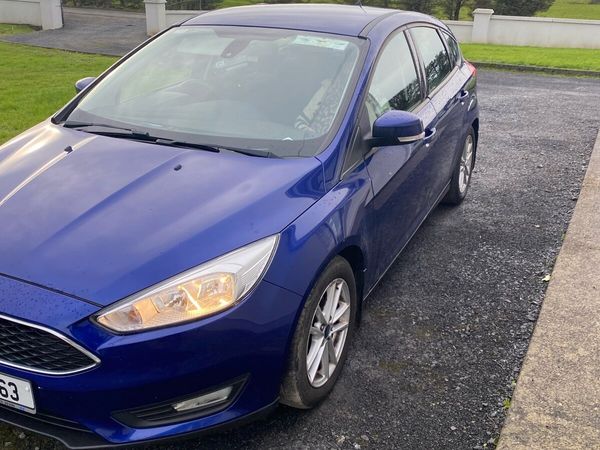 Ford Focus Hatchback, Diesel, 2015, Blue