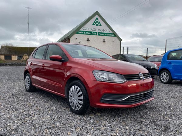 Volkswagen Polo Hatchback, Petrol, 2015, Red