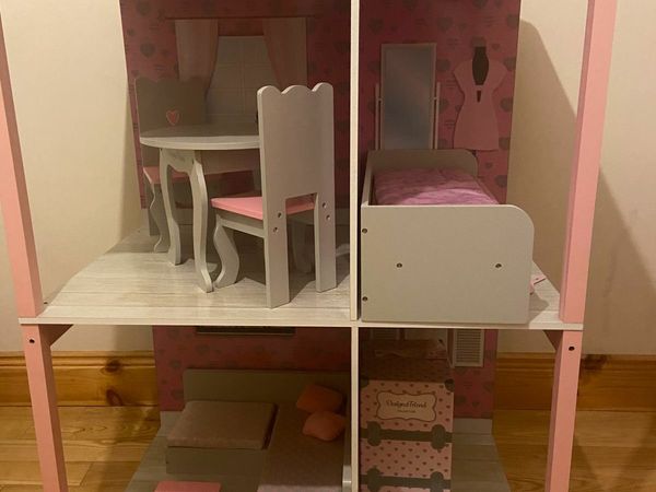 Designafriend sales dolls house