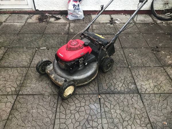 Honda hr215 2025 hydrostatic lawn mower