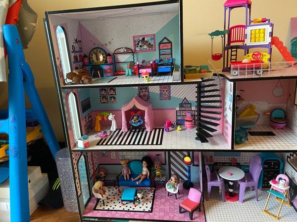 Lol doll house deals used