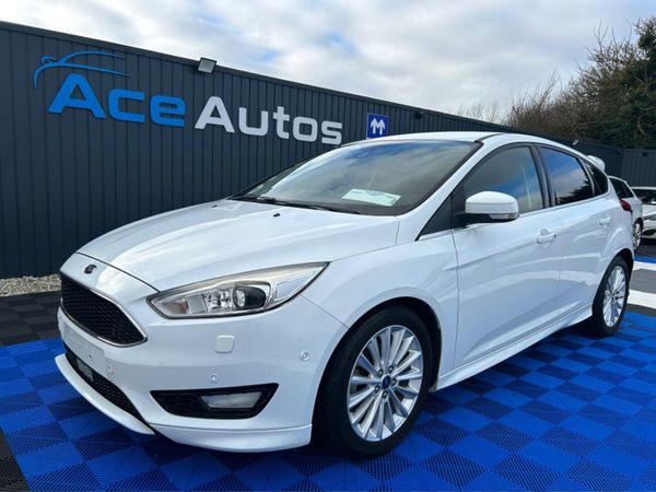 Ford Focus Hatchback, Petrol, 2016, White