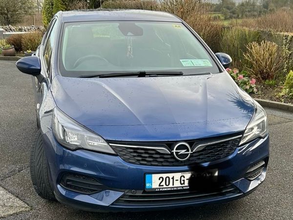 Opel Astra Hatchback, Petrol, 2020, Blue