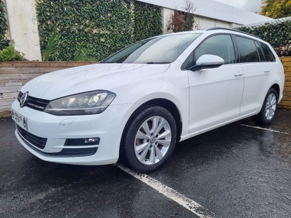 Volkswagen Golf Estate, Petrol, 2014, White