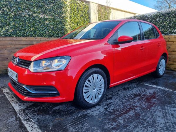 Volkswagen Polo Hatchback, Petrol, 2014, Red