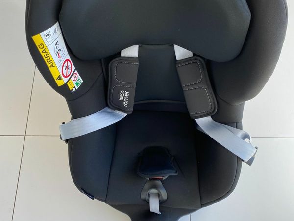 Mothercare hotsell britax dualfix