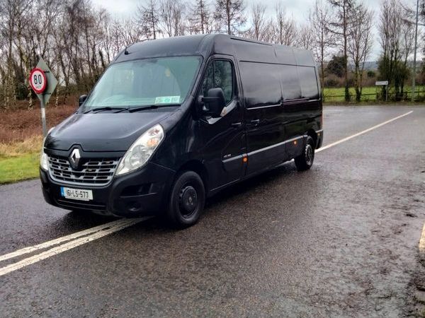 Renault master best sale done deal