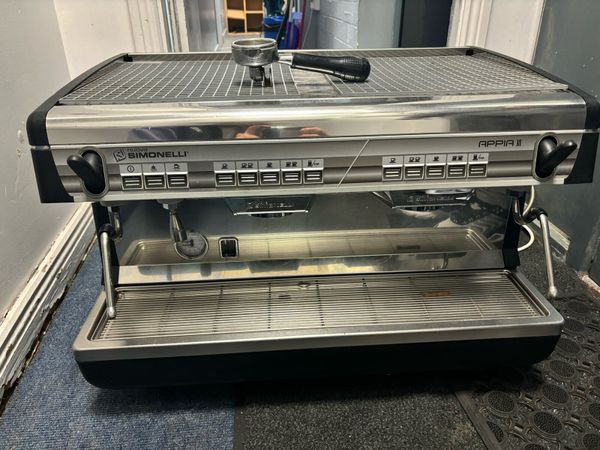 Catering coffee outlet machine