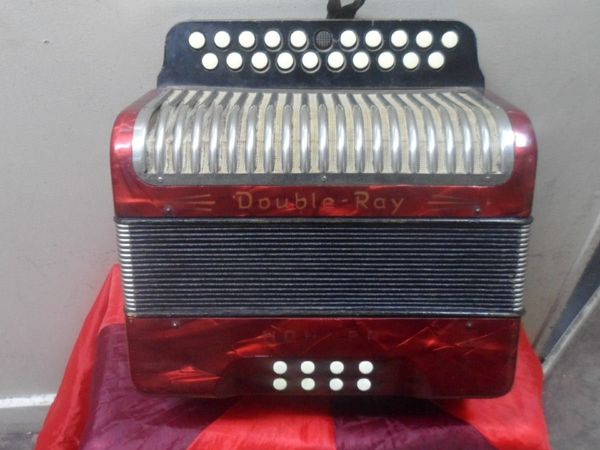 Hohner double ray accordion deals for sale