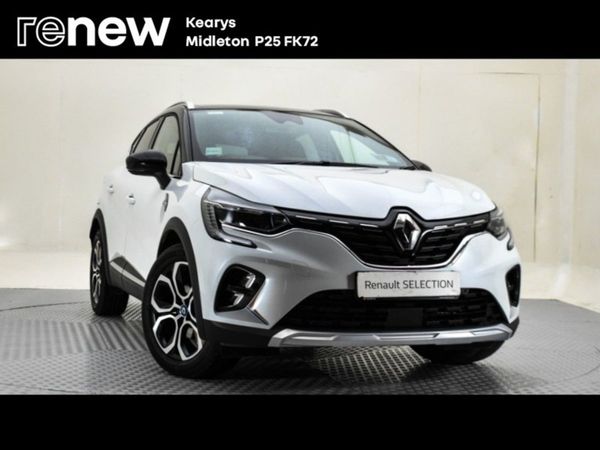 Renault Captur Hatchback, Petrol, 2022, White