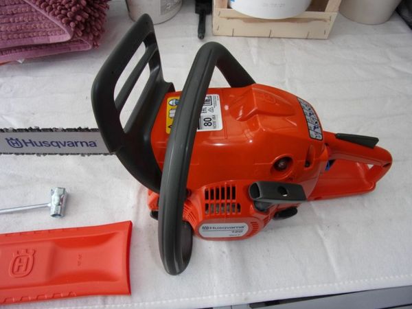 80cc husqvarna store chainsaw