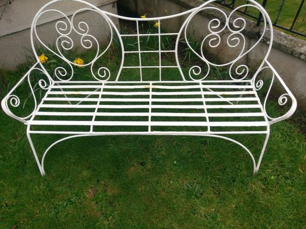 Garden bench on sale done deal