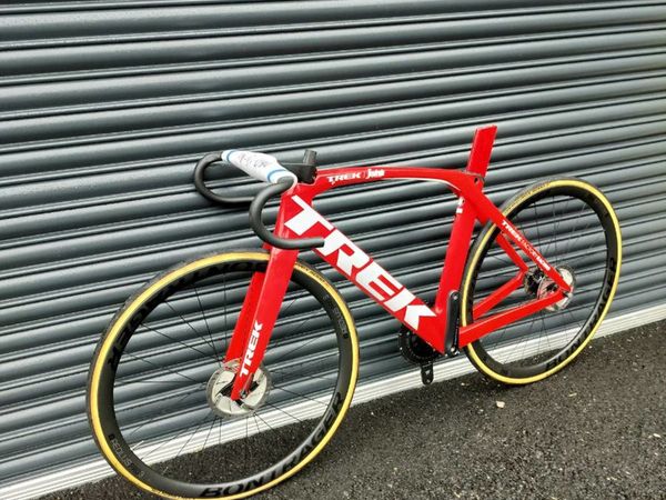 Trek madone slr sales 9 disc etap