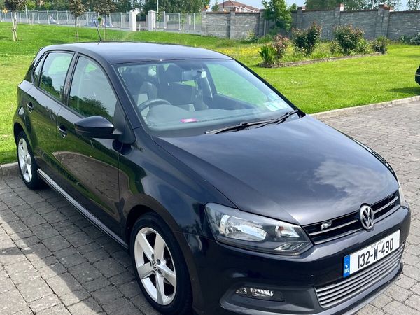 Volkswagen Polo Hatchback, Petrol, 2013, Black