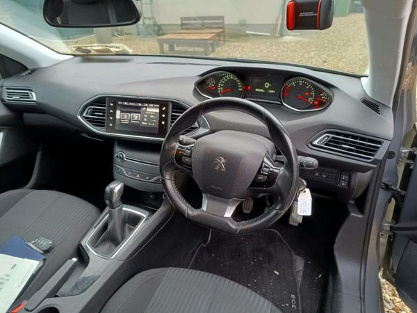 Peugeot 308 Estate, Diesel, 2016, Grey