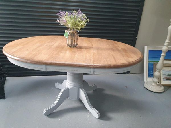 Country oak outlet dining table