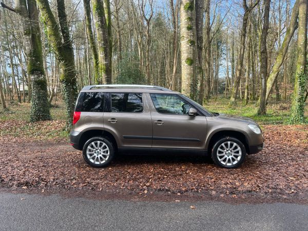 Skoda Yeti SUV, Diesel, 2012, Brown