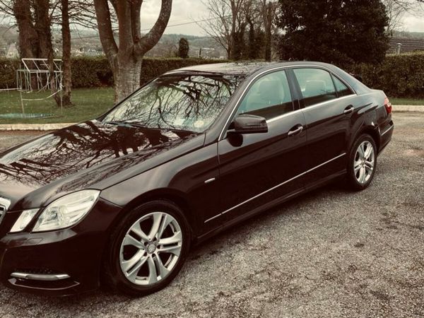 Mercedes-Benz E-Class Saloon, Diesel, 2011, Brown