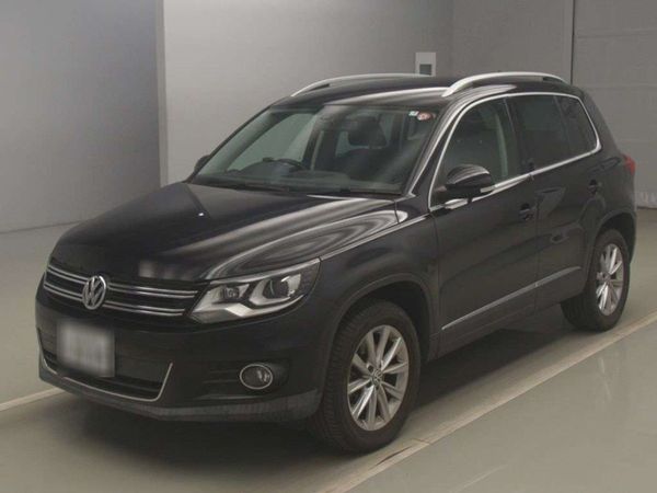 Volkswagen Tiguan SUV, Petrol Hybrid, 2013, Black