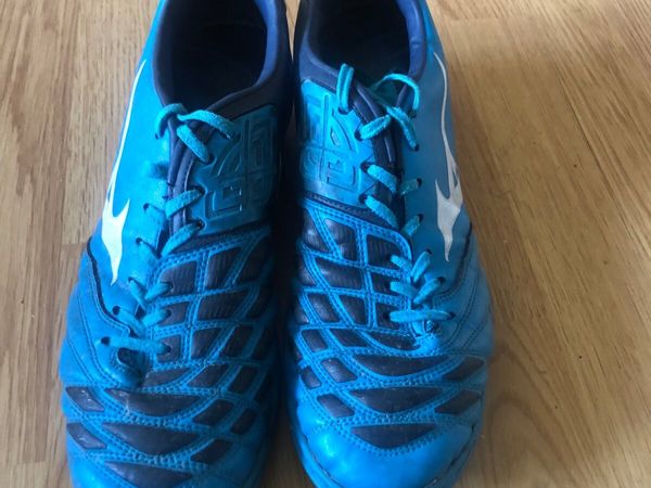 Mizuno astro turf boots for sale in Co. Kilkenny for 60 on DoneDeal