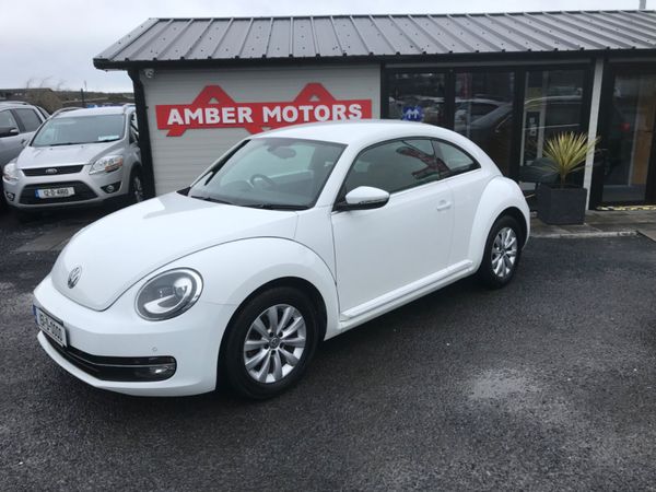 Volkswagen Beetle Hatchback, Petrol, 2015, White