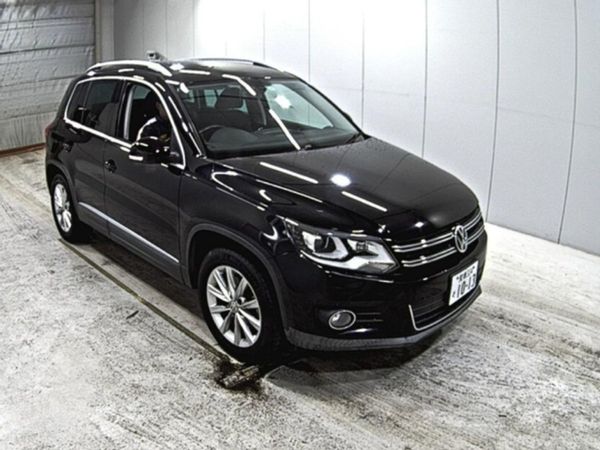 Volkswagen Tiguan SUV, Petrol, 2015, Black