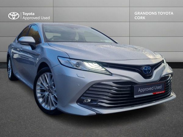 Toyota Camry Saloon, Hybrid, 2021, Grey