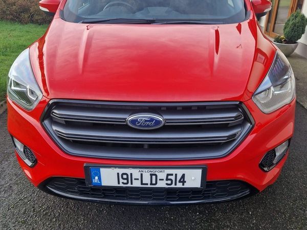 Ford Kuga SUV, Diesel, 2019, Red