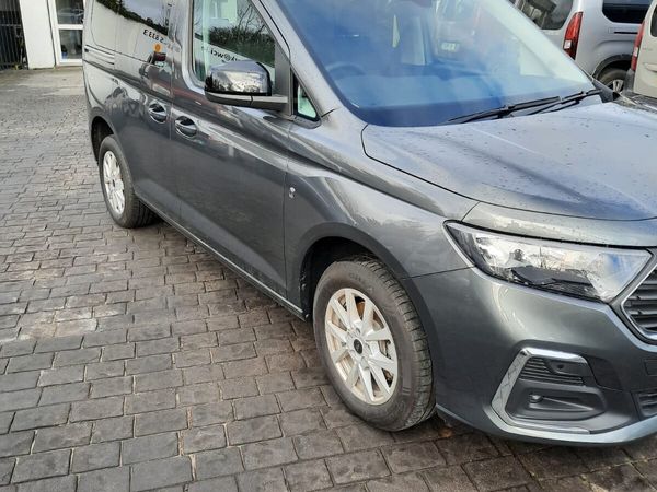 Ford Tourneo Connect MPV, Diesel, 2024, Grey