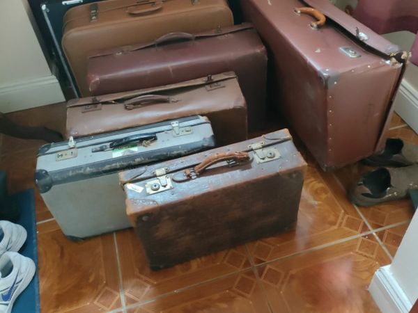 Vintage suitcase cheap ireland