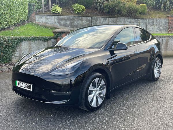 Tesla Model Y SUV, Electric, 2022, Black