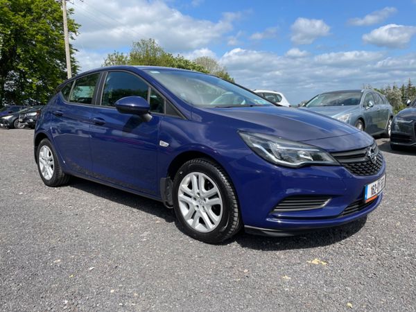 Opel Astra Hatchback, Petrol, 2016, Blue