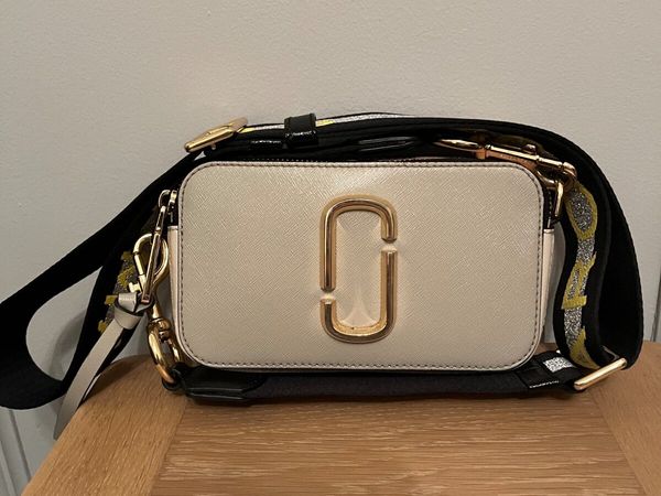 Marc jacobs best sale snapshot bag ireland