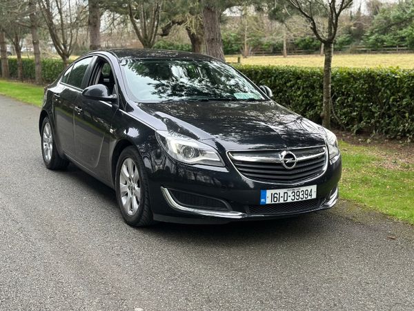 Opel Insignia Hatchback, Diesel, 2016, Black