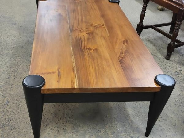 Coffee tables for sale deals on done deal