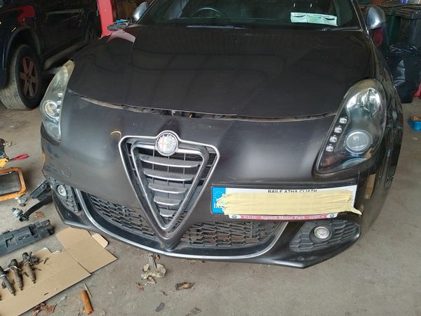 Alfa Romeo Giulietta Hatchback, Diesel, 2013, Grey