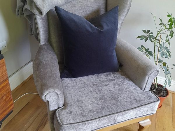 Done deal store queen anne chairs