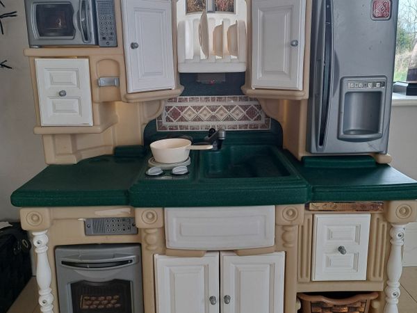 Done deal on sale toy kitchen