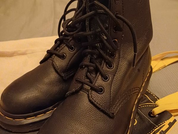 Dr martens ireland outlet traducida