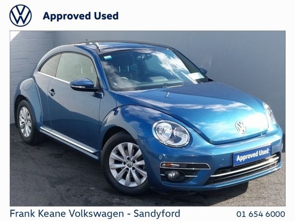 Volkswagen Beetle Hatchback, Petrol, 2017, Blue