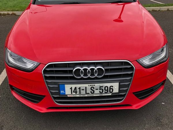 Audi A4 Saloon, Diesel, 2014, Red