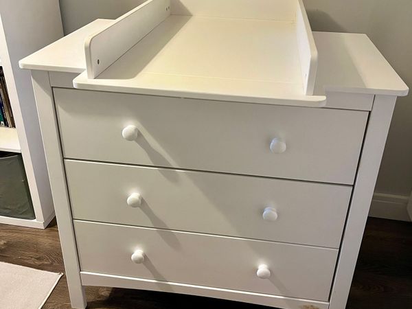 Done deal baby outlet changing unit