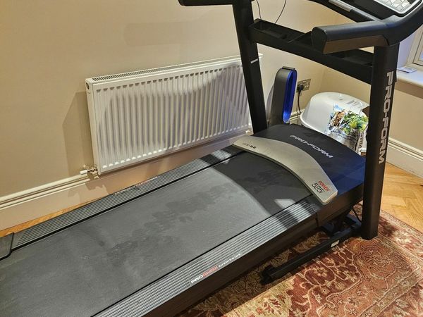 Proform 525i treadmill hot sale