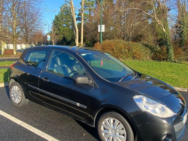 Renault Clio Hatchback, Ethanol Petrol, 2012, Black