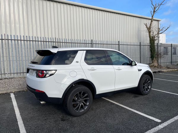 Land Rover Discovery SUV, Diesel, 2018, White