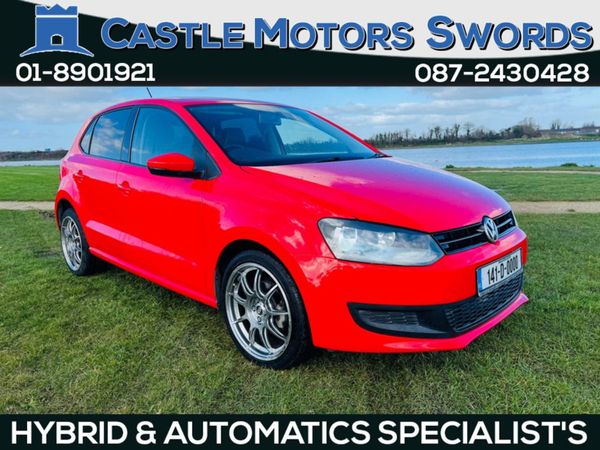 Volkswagen Polo Hatchback, Petrol, 2014, Red